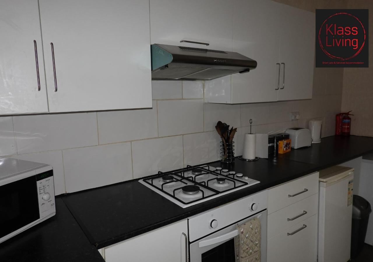 One Bedroom Apartment By Klass Living Serviced Accommodation Bellshill - Elmbank Street Apartment Eksteriør billede